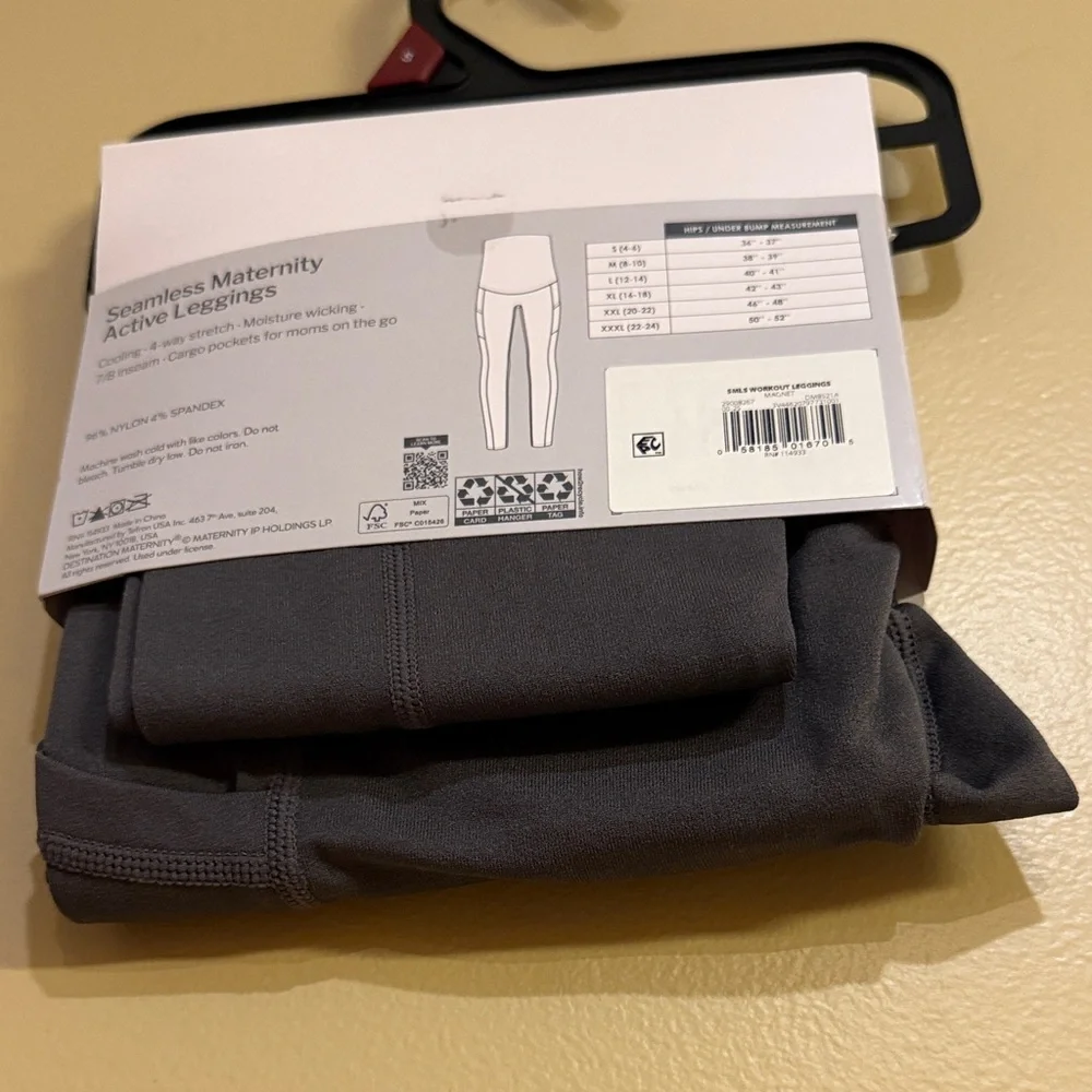 Destination Maternity Seamless Active Leggings Size Small NWT. - Picture 13 of 17